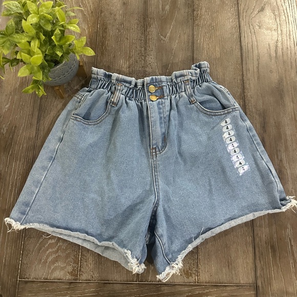 Polly Pants - Casual Light Blue Jean Shorts for Women